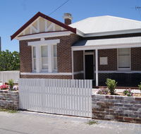 Old Sergeants Quarters - Accommodation Port Macquarie