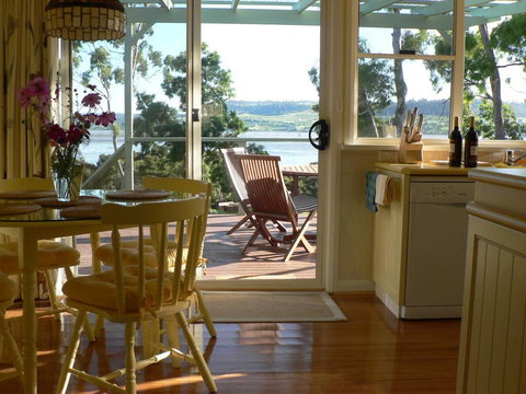 Olive's Cottage - Accommodation Port Macquarie 0