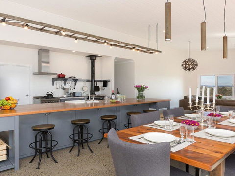 On A Hill - Modern Country Home Near Braidwood - Accommodation Port Macquarie 0