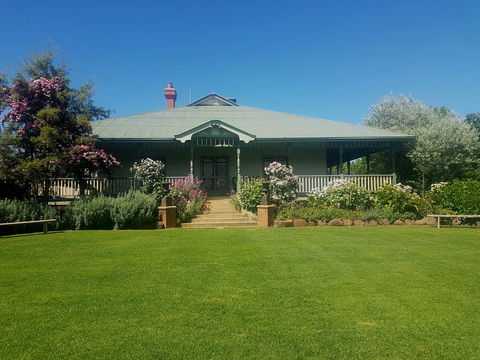 Orange Grove Gardens - Accommodation Port Macquarie 1