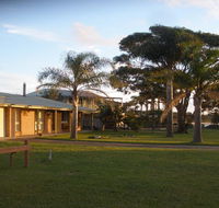 Ourimbah - across from the local rock pools - Accommodation Port Macquarie