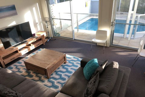 Pacific Blue 505/265 Sandy Point Road - Accommodation Port Macquarie 0