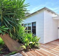 Palm Oasis - family friendly accommodation just a short walk to werri beach - Accommodation Port Macquarie