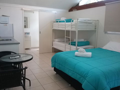 Palms Hervey Bay - Accommodation Port Macquarie 2