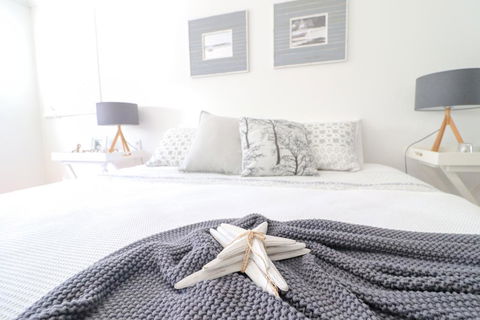 Palms Studio Apartment At Raffetys Resort - Accommodation Port Macquarie 0