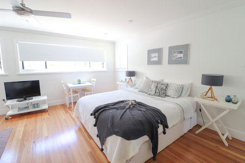 Palms Studio Apartment At Raffetys Resort - Accommodation Port Macquarie 1