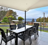 Panorama  the Lake - Pet Friendly - 15 Mins to Hyams Beach - Accommodation Port Macquarie