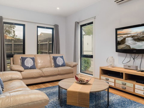 Paradise In Cowes - Accommodation Port Macquarie 1