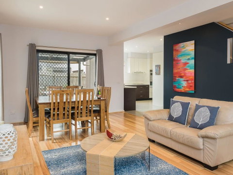 Paradise In Cowes - Accommodation Port Macquarie 3