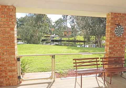 Paradise On The Water - Accommodation Port Macquarie 3