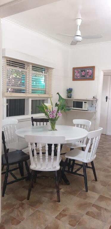 Peaceful Happy Home - Accommodation Port Macquarie 1