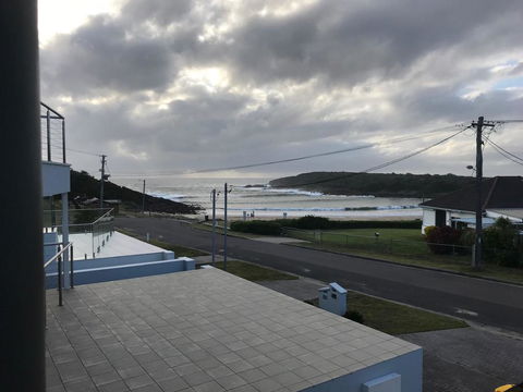 Peaceful, Relaxing With Amazing Water Views - Accommodation Port Macquarie 0