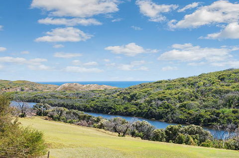 Pearl River Houses - Accommodation Port Macquarie 1