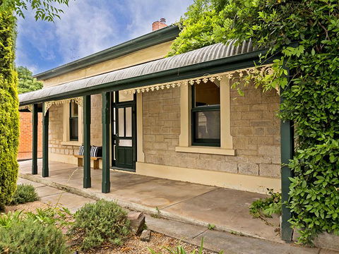Pembury Cottage - Accommodation Port Macquarie 0