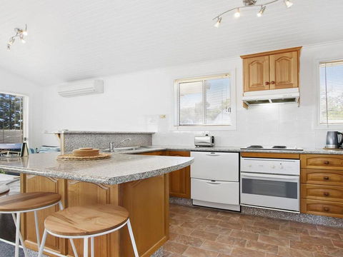 Penguin Cove - Relax On The Beach - Accommodation Port Macquarie 3