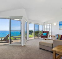 Penguin Head Retreat - fabulous views - Accommodation Port Macquarie
