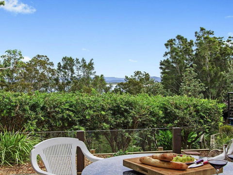 Penguins Rest - Direct Beach Access From Complex - Accommodation Port Macquarie 3