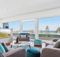Perpendicular Penthouse - modern beachside apartment - Accommodation Port Macquarie