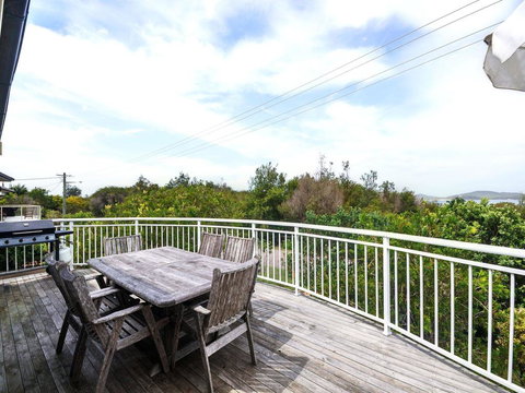 Pet Friendly - Barnacle - Accommodation Port Macquarie 1