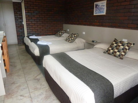 Pioneer Lodge Motel - Accommodation Port Macquarie 0