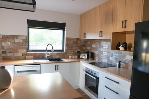 Platypus Apartments - Accommodation Port Macquarie 2