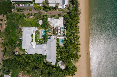 Poolside Apt. In Alamanda Beachfront Resort (55) - Accommodation Port Macquarie 1
