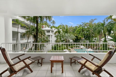 Poolside Apt. In Alamanda Beachfront Resort (55) - Accommodation Port Macquarie 0