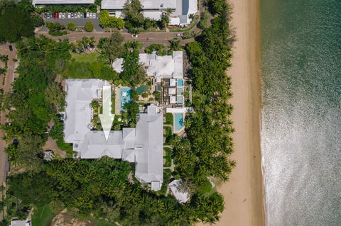 Poolside Apt. In Alamanda Beachfront Resort (56) - Accommodation Port Macquarie 1