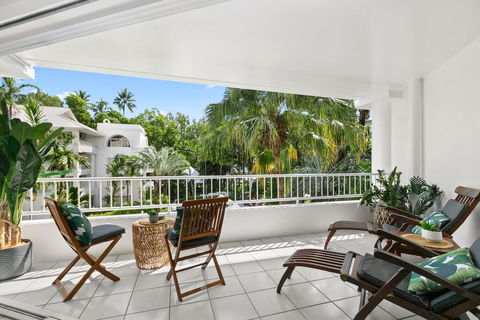 Poolside Apt. In Alamanda Beachfront Resort (56) - Accommodation Port Macquarie 0