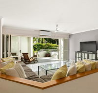 Poolside Apt. In Alamanda Beachfront Resort 62 - Accommodation Port Macquarie