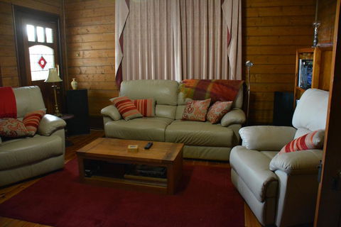 Portarlington Vicarage - Accommodation Port Macquarie 3