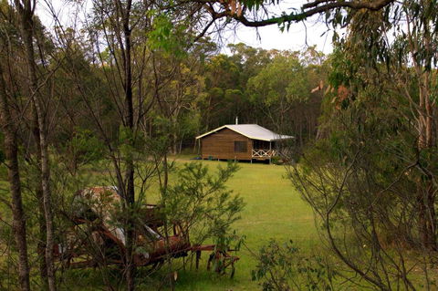 Possum's Hollow And Hooter's Hut - Accommodation Port Macquarie 0