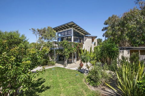 Pride Street Luxury 28 - Accommodation Port Macquarie 1