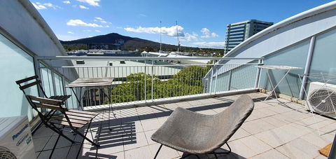 Private Modern Room - Plaza Building- In City Centre! - Accommodation Port Macquarie 1