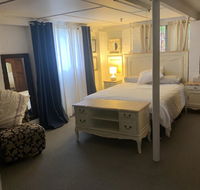 Private room downstairs area - Accommodation Port Macquarie
