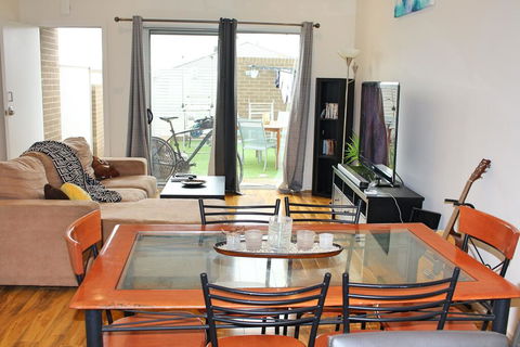 Private Room, Awesome Amenities - Molonglo Valley - Accommodation Port Macquarie 2