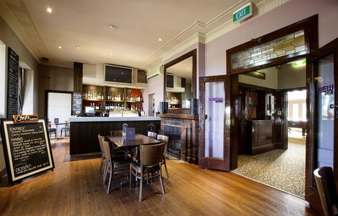 Pymble Hotel - Accommodation Port Macquarie 2