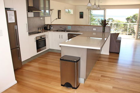 Quarterdeck Apartment - Accommodation Port Macquarie 3