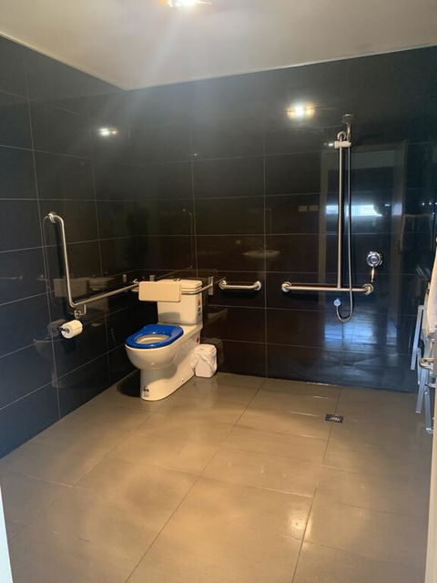 Queens Arms Hotel - Accommodation Port Macquarie 1