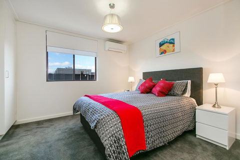 Quiet Comfort In South Yarra - Accommodation Port Macquarie 2