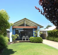 Quiet Cottage - Accommodation Port Macquarie