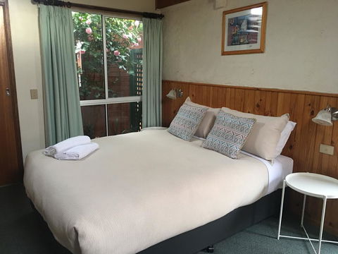 Railway Motel Myrtleford - Accommodation Port Macquarie 0