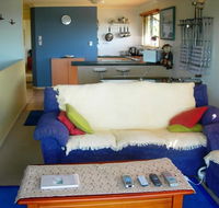 Rainbow Breezes 4 - Rainbow Beach Townhouse with breath-taking ocean views to Fraser Island - Accommodation Port Macquarie