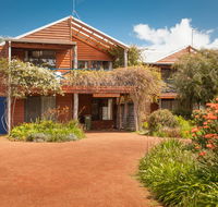 Rainbow House - Accommodation Port Macquarie