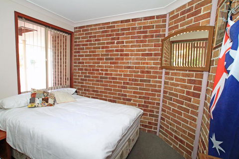 Ray Of Sunshine - Waterfront Reserve - Accommodation Port Macquarie 1