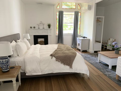 REED HOUSE At Maleny-The White Pavilion - Accommodation Port Macquarie 2