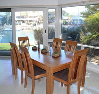 Relax at the Marina - Accommodation Port Macquarie