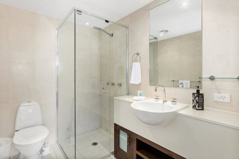 RESORT OCEAN FRONT SUITE 2222 - Accommodation Port Macquarie 2