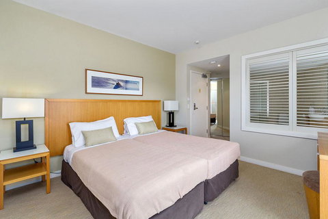 RESORT ON THE BEACH 6126-27 - Accommodation Port Macquarie 1