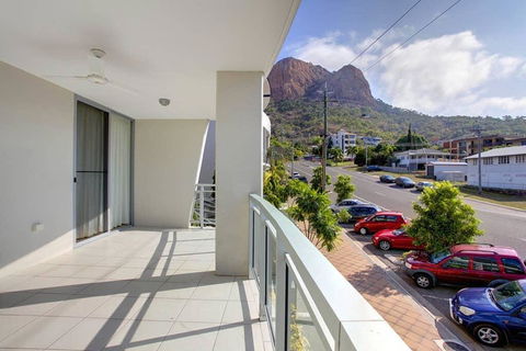 Resort Style Apartment On Gregory - Accommodation Port Macquarie 0